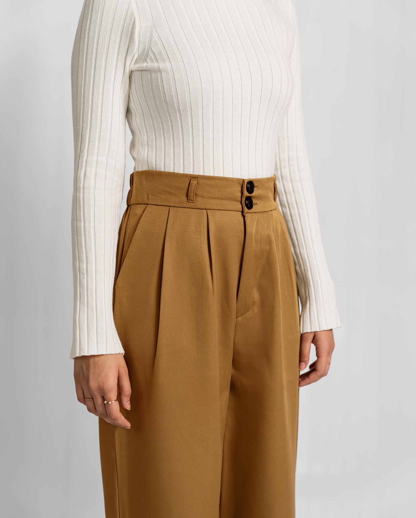 SEOUL TROUSERS - CAMEL image 2