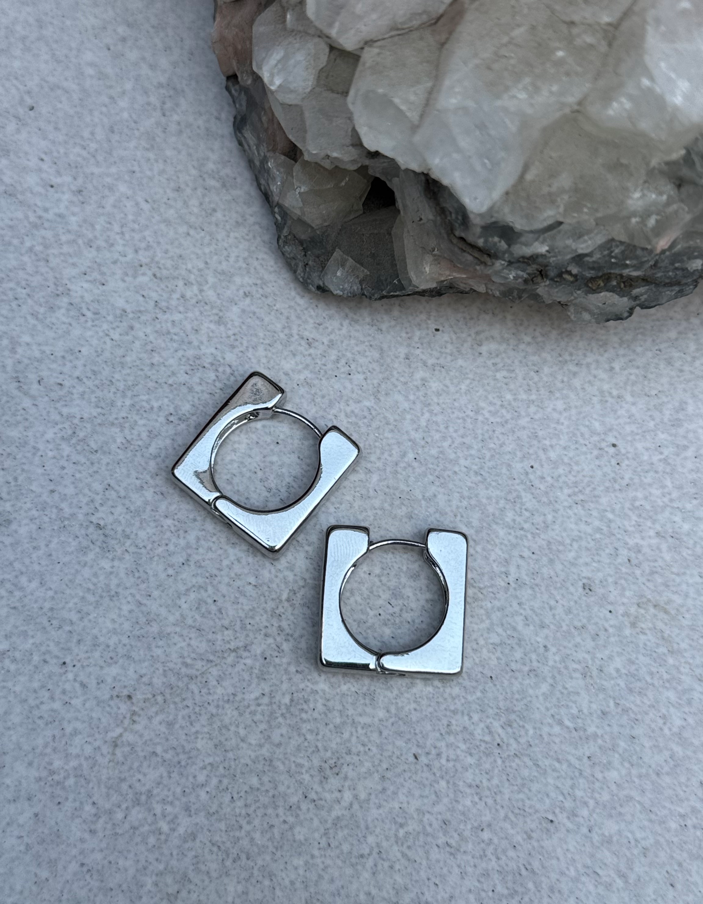 MIRAGE SILVER HOOPS image 0