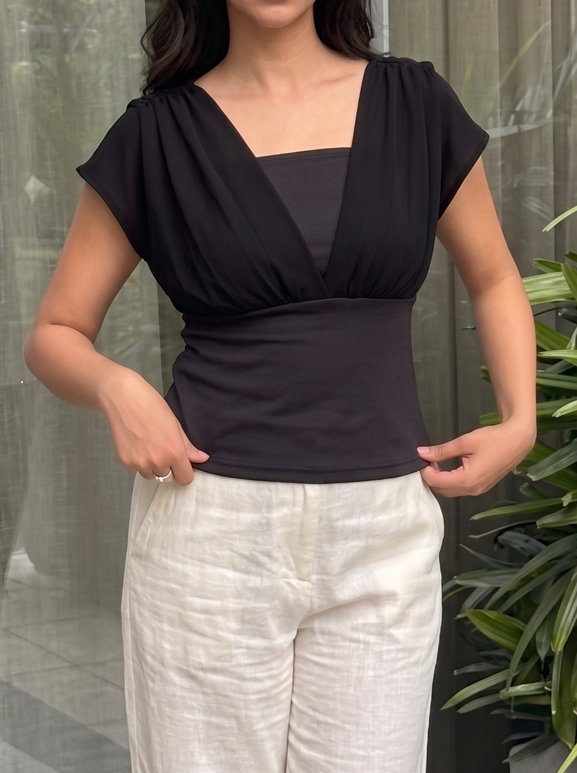 ELLE TOP - Black