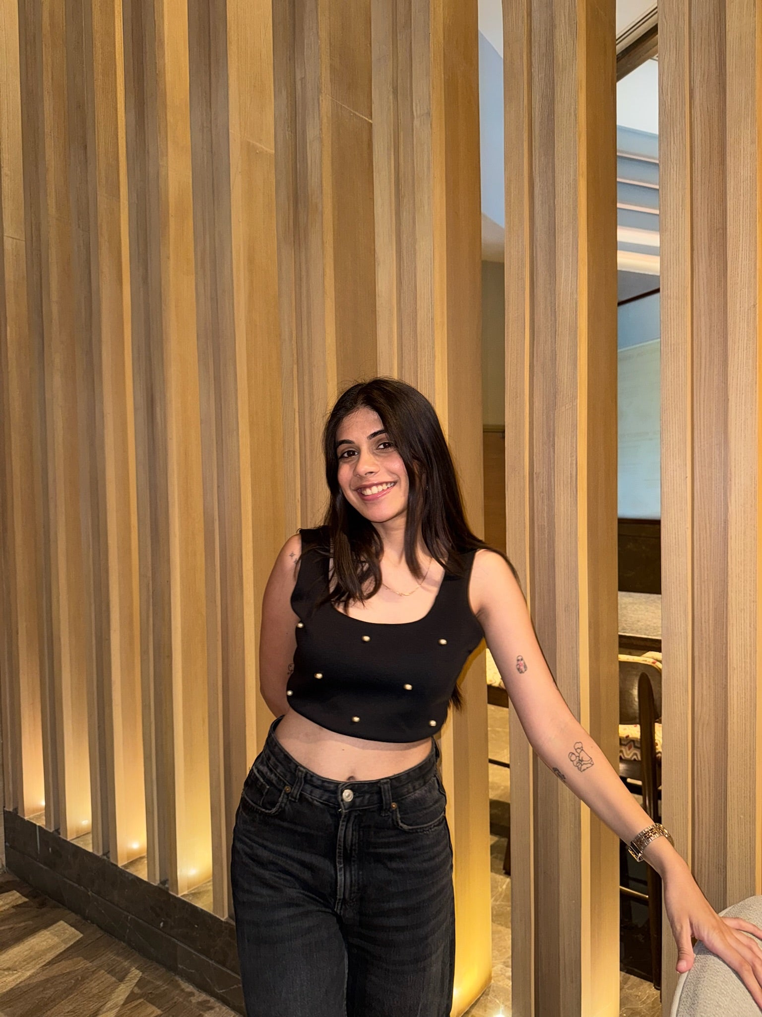 IRIS PEARL TOP- Black