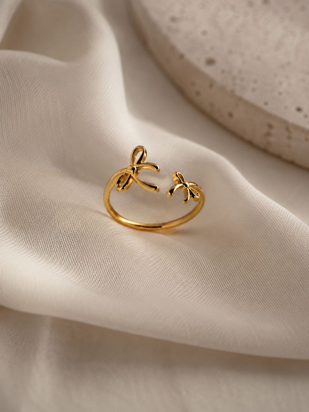 Bow Ring